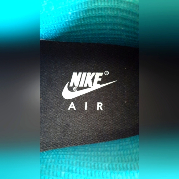 Nike Air Force 1 Low '07 LV8 - Picture 14 of 16